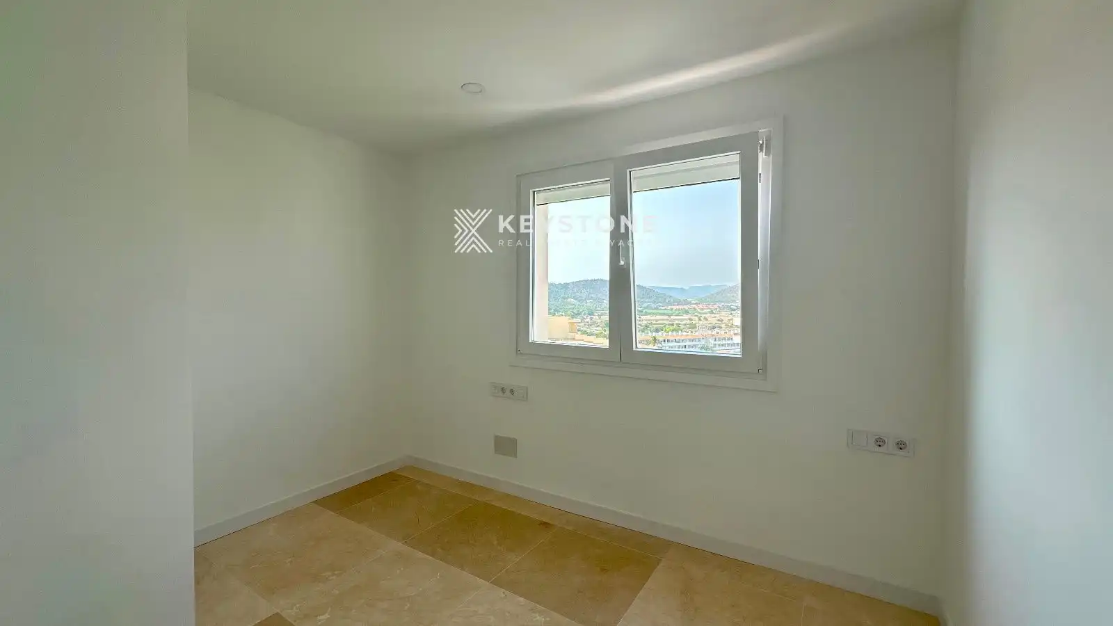 Flat for rent in Avinguda S'Olivera, Magaluf