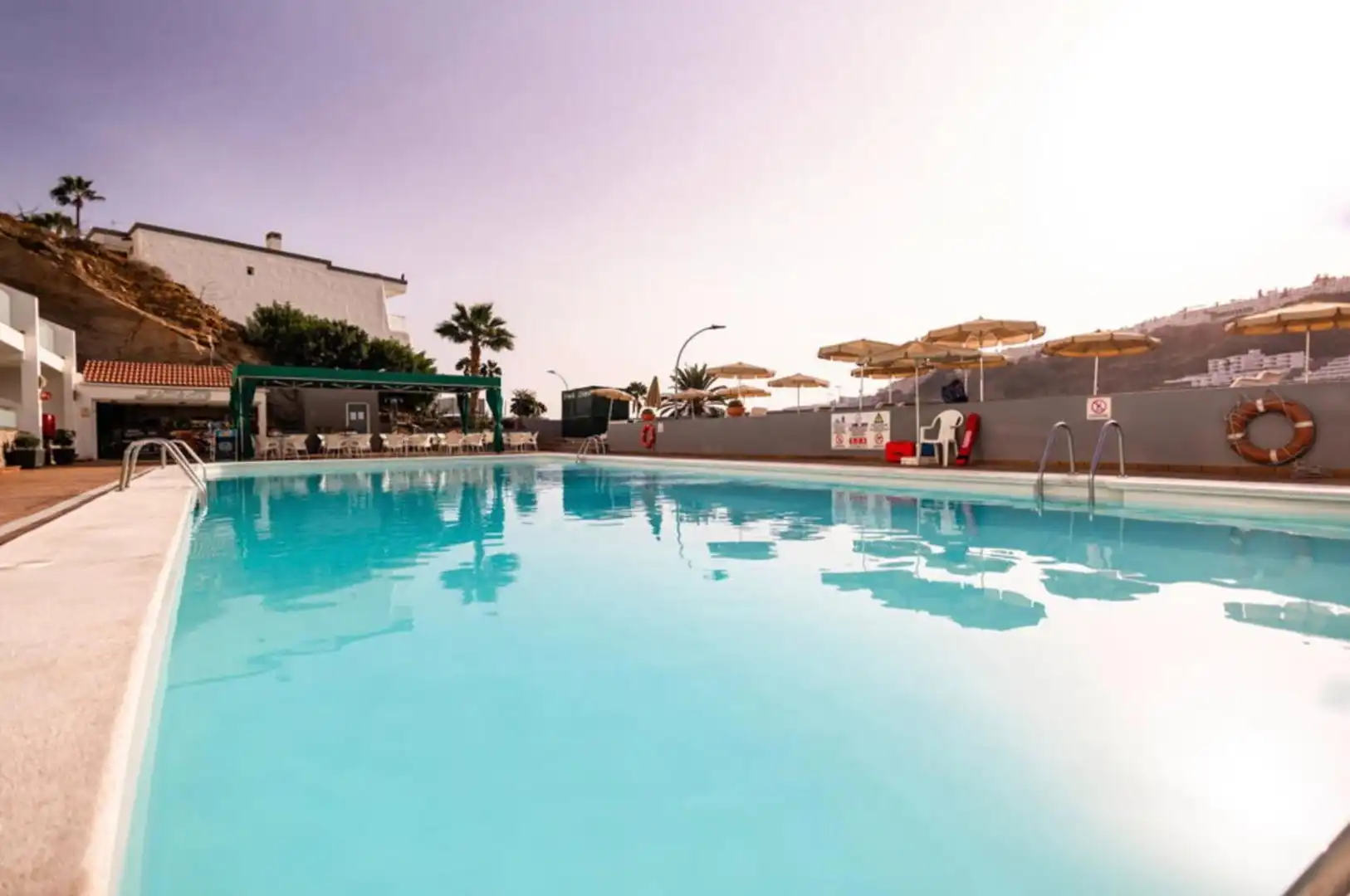 Piscina de Apartamento en venta en Mogán con Aire acondicionado, Terraza y Balcón