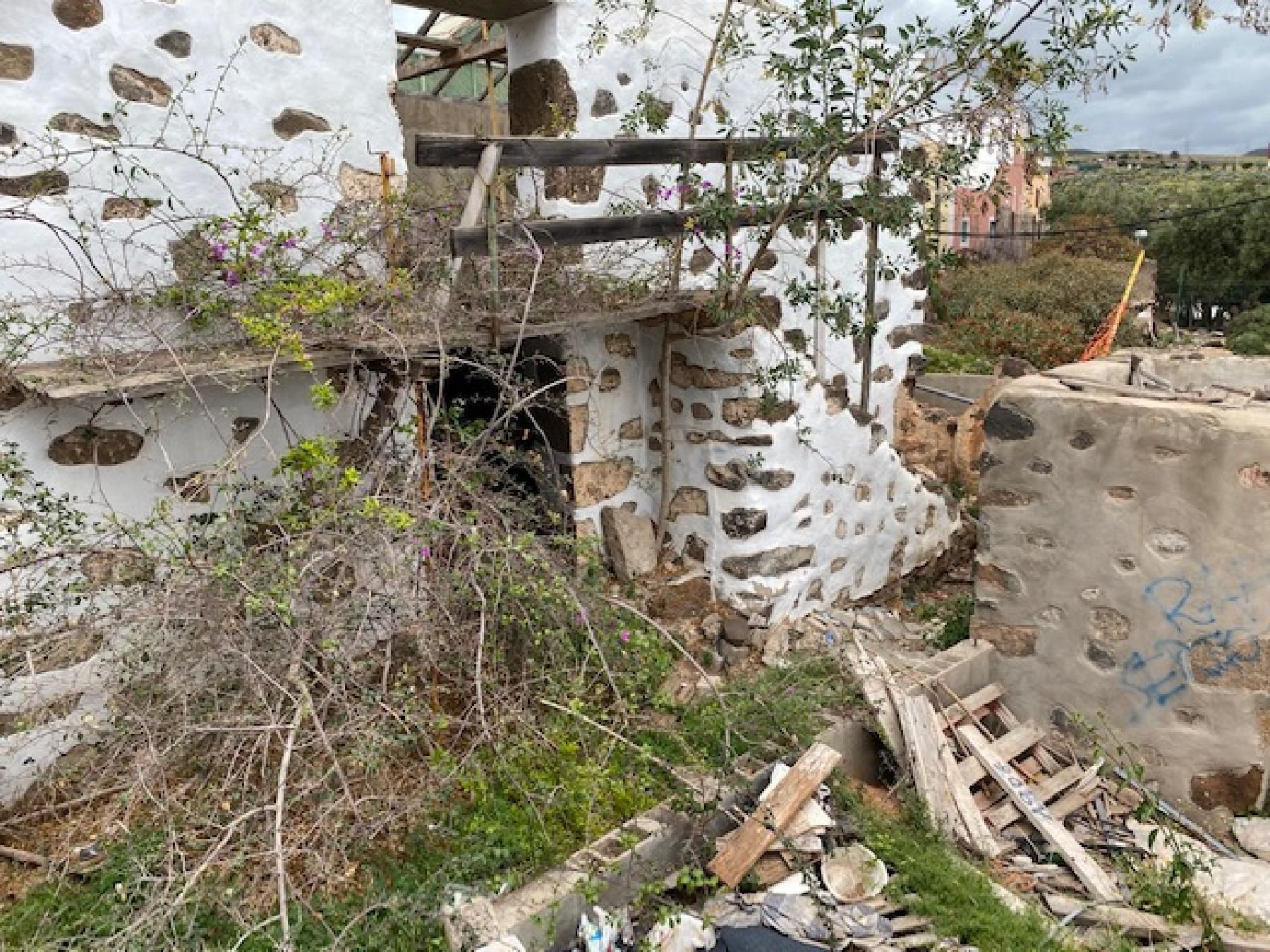 Vista exterior de Edificio en venta en Ingenio