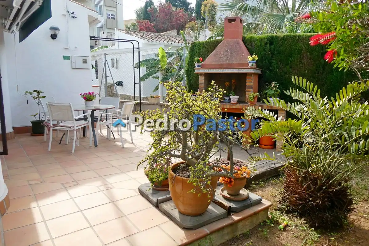 Jardín de Casa o chalet en venta en Dénia con Aire acondicionado, Calefacción y Terraza