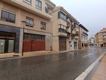 Local comercial en venda a San Vicente Plaza
