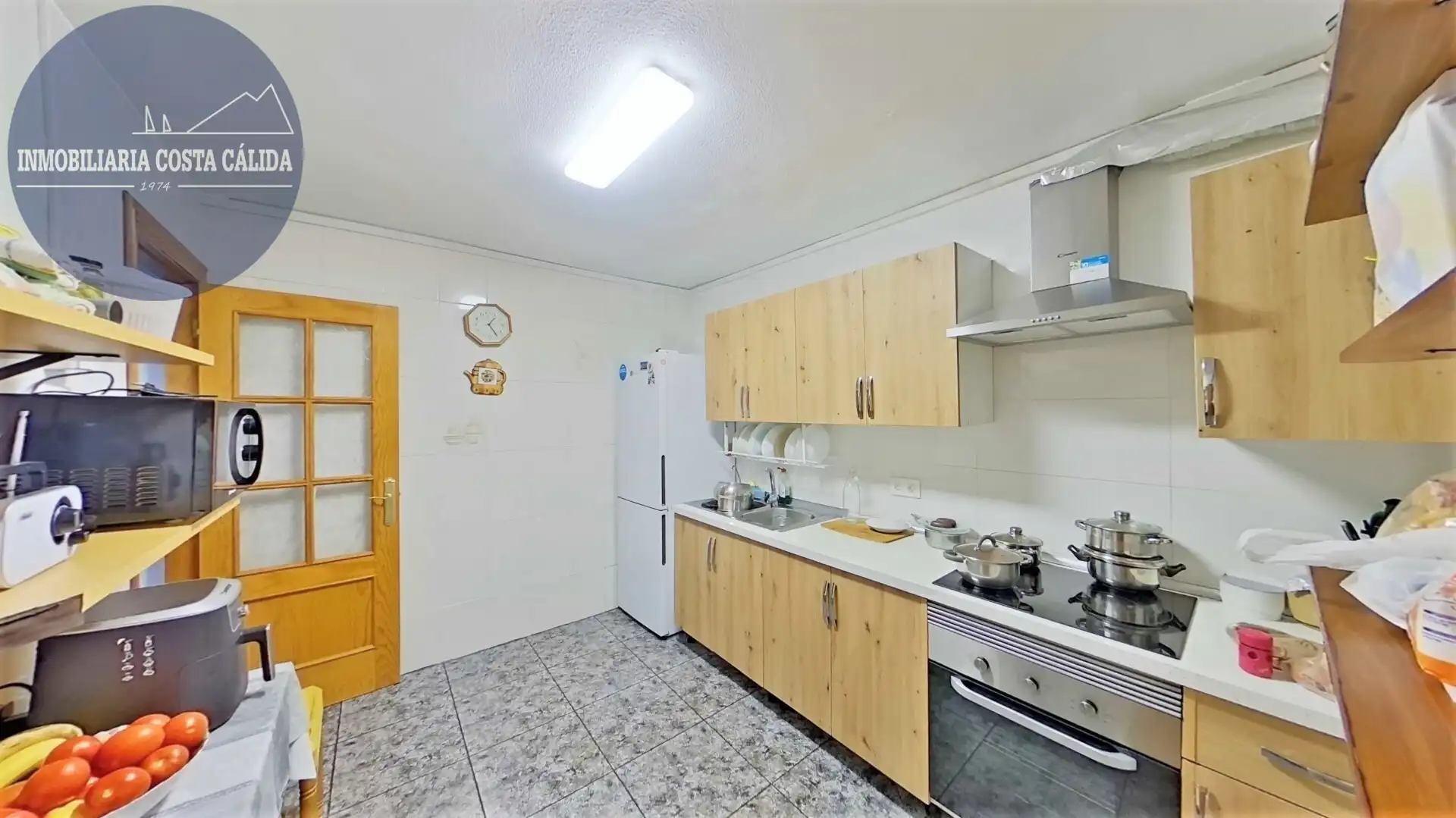 Küche von Einfamilien-Reihenhaus zum Verkauf in Casco Antiguo