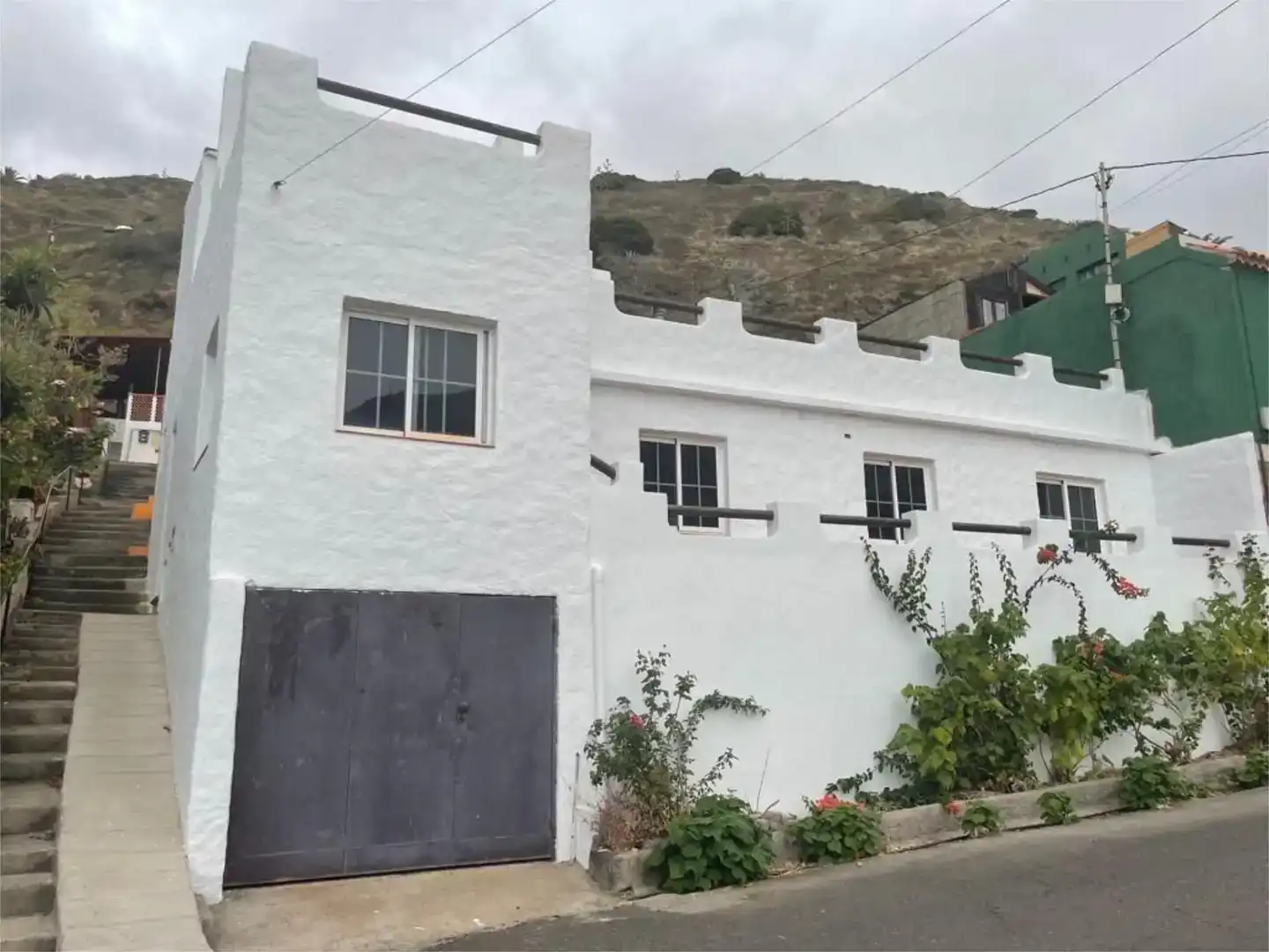 Vista exterior de Casa o xalet en venda en Hermigua amb Jardí privat, Moblat i Forn