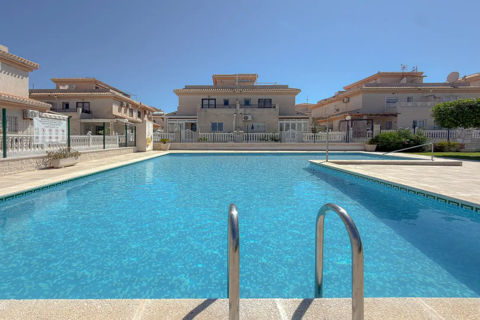Maison jumelée avec piscine à vendre à Orihuela Costa, imagen 2
