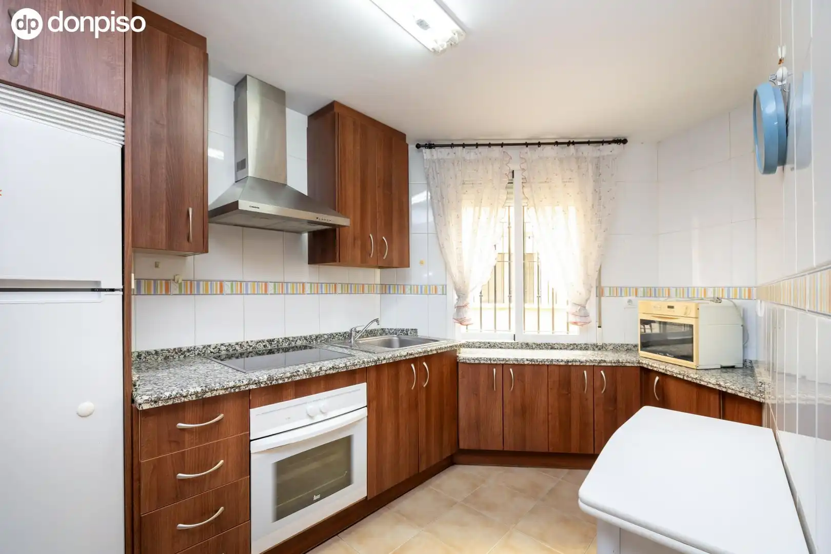 Cocina de Apartamento en venta en Villa de Otura con Aire acondicionado, Terraza y Balcón