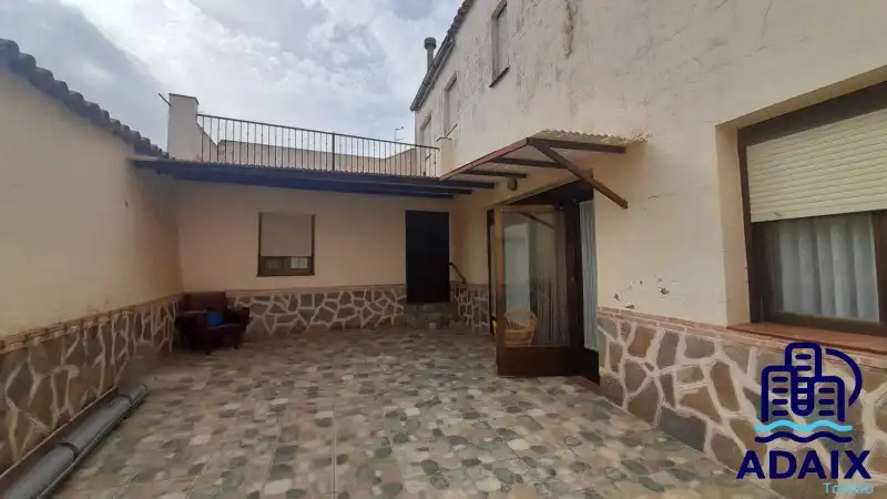 Vista exterior de Casa o xalet en venda en Marjaliza amb Calefacció