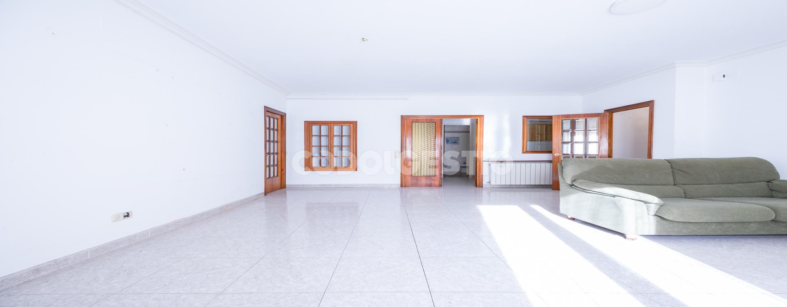 House or chalet for sale in Mossèn Parassols, Torelló