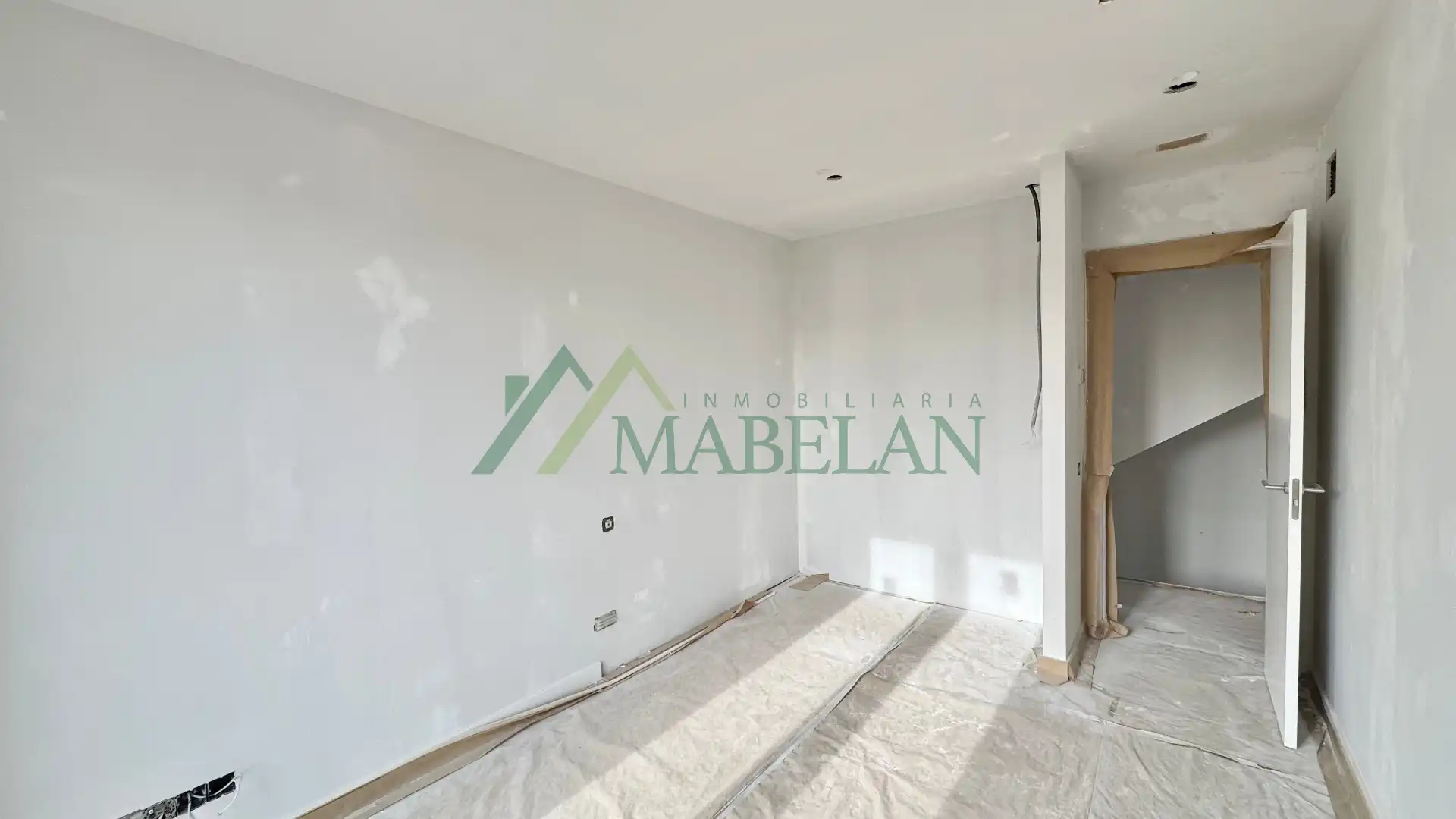 Bedroom of Houses for sale in Las Rozas de Madrid  with Air Conditioner, Heating and Private garden