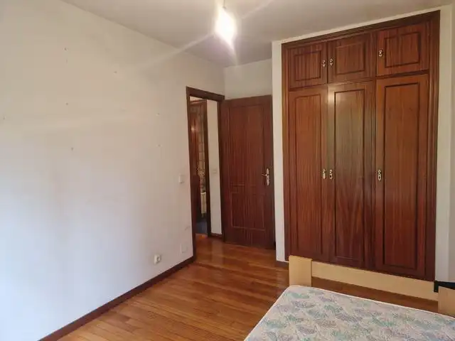 Habitación de Piso en venta en Teo con Calefacción, Parquet y Trastero