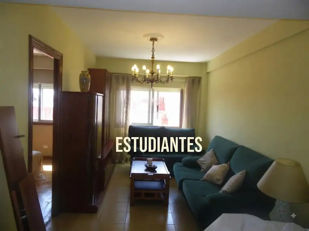 Habitación de Piso de alquiler en Vigo  con Calefacción, Parquet y Amueblado