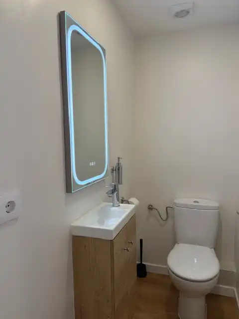 Baño de Casa adosada de alquiler en Vilassar de Mar con Aire acondicionado, Calefacción y Jardín privado