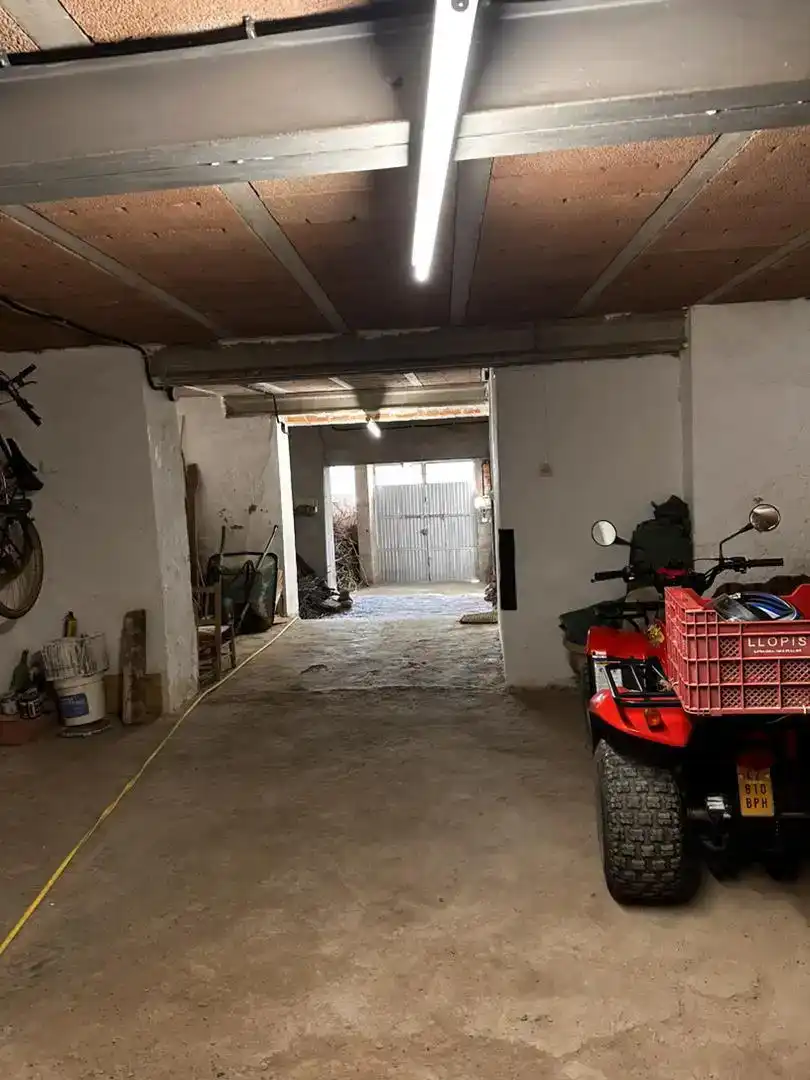 Casa adosada en venda en Ayódar amb Moblat i Balcó