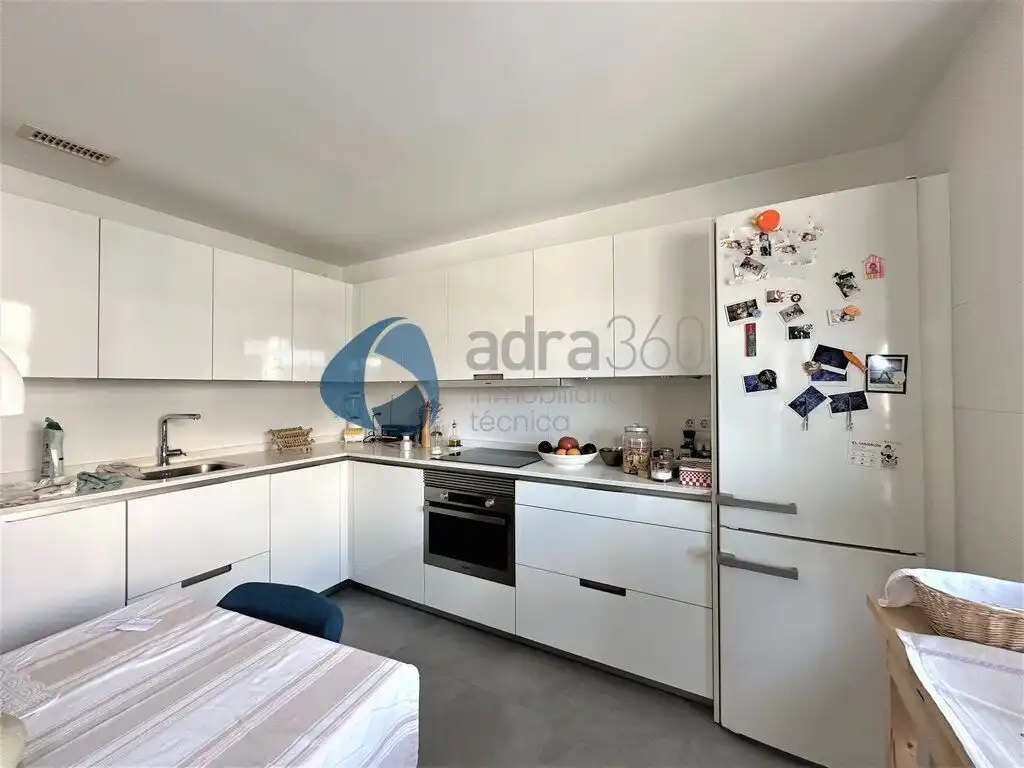 Flat with pool for sale in Marques de Larios, imagen 21