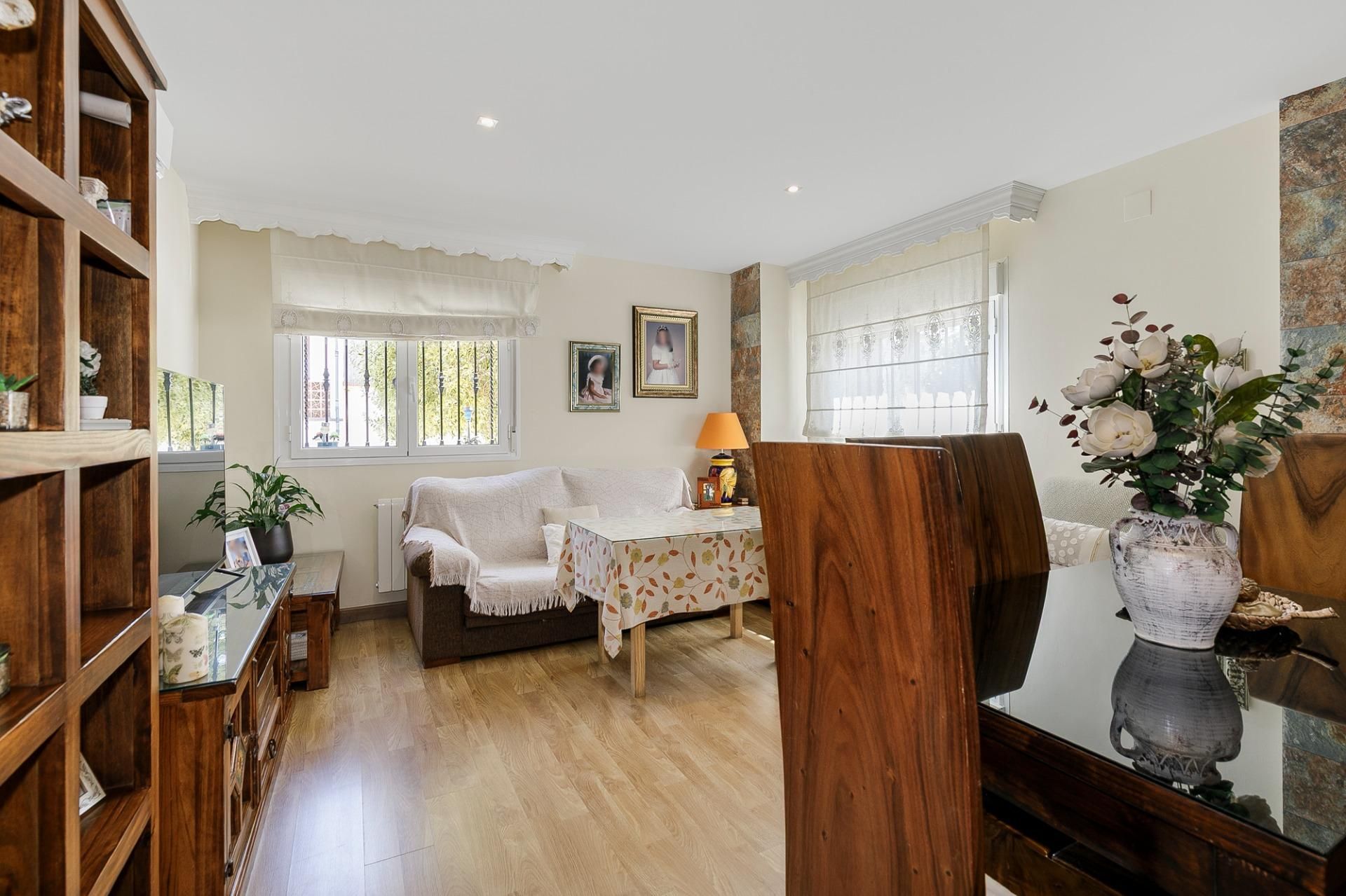 Sala de estar de Casa adosada en venta en Santa Fe con Aire acondicionado, Calefacción y Terraza