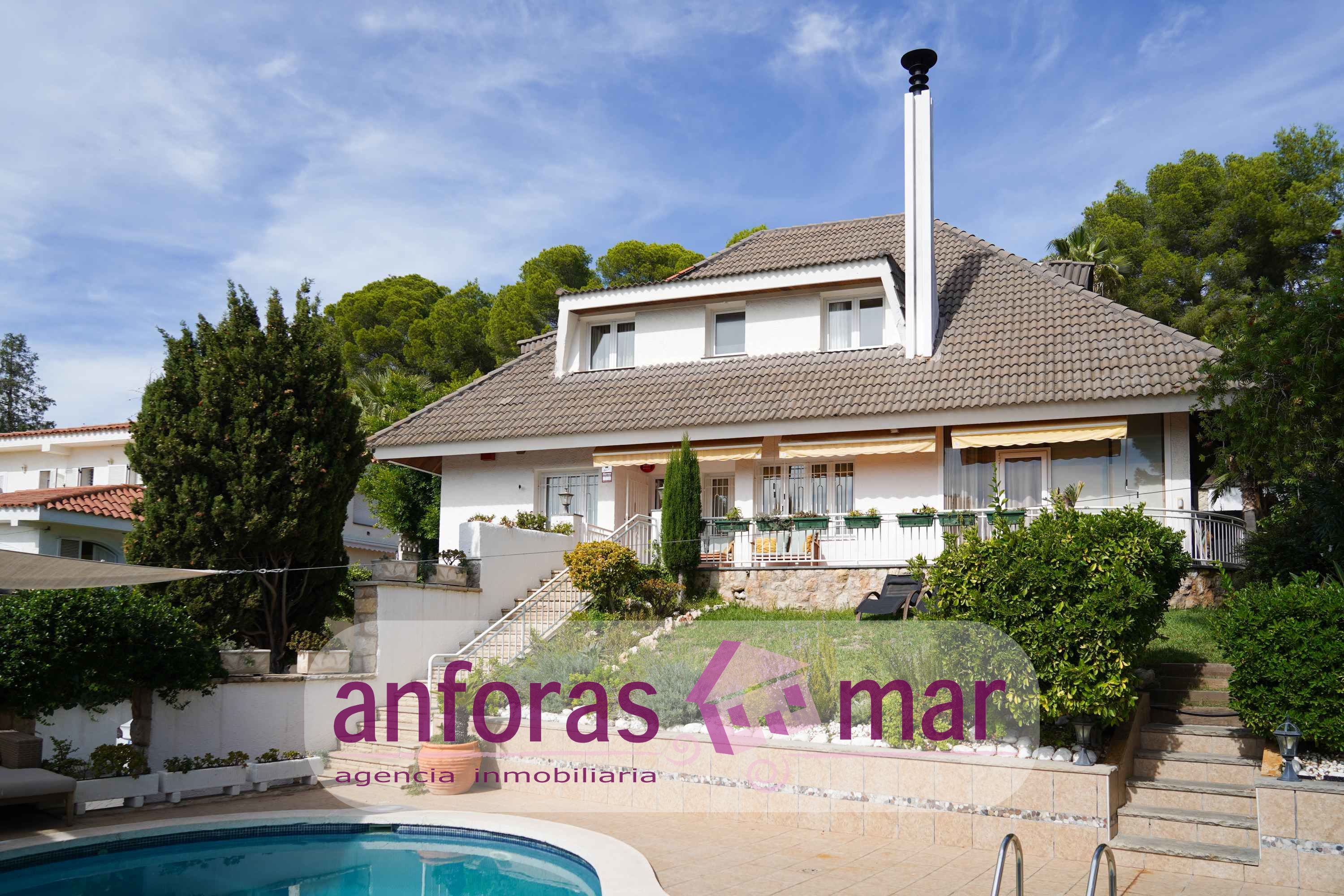 Exterior view of House or chalet for sale in  Tarragona Capital  with Air Conditioner, Private garden and Swimming Pool