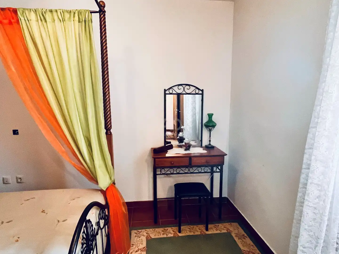 Habitación de Casa adosada en venta en Herradón de Pinares con Calefacción