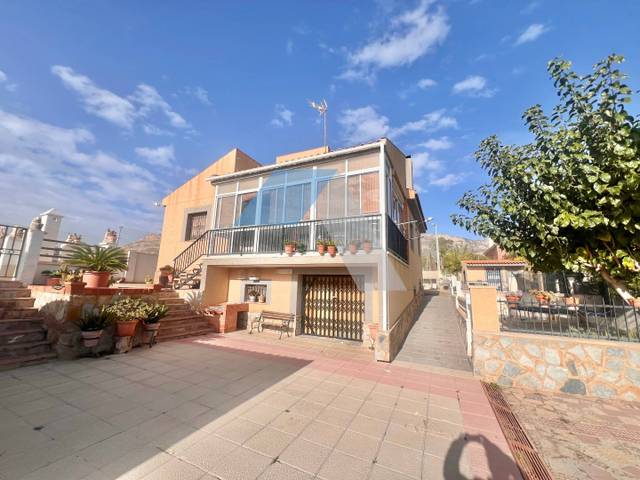 Casa-chalet en Venta en Moralet