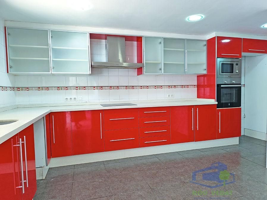 Kitchen of House or chalet for sale in Torrent  with Air Conditioner, Heating and Terrace