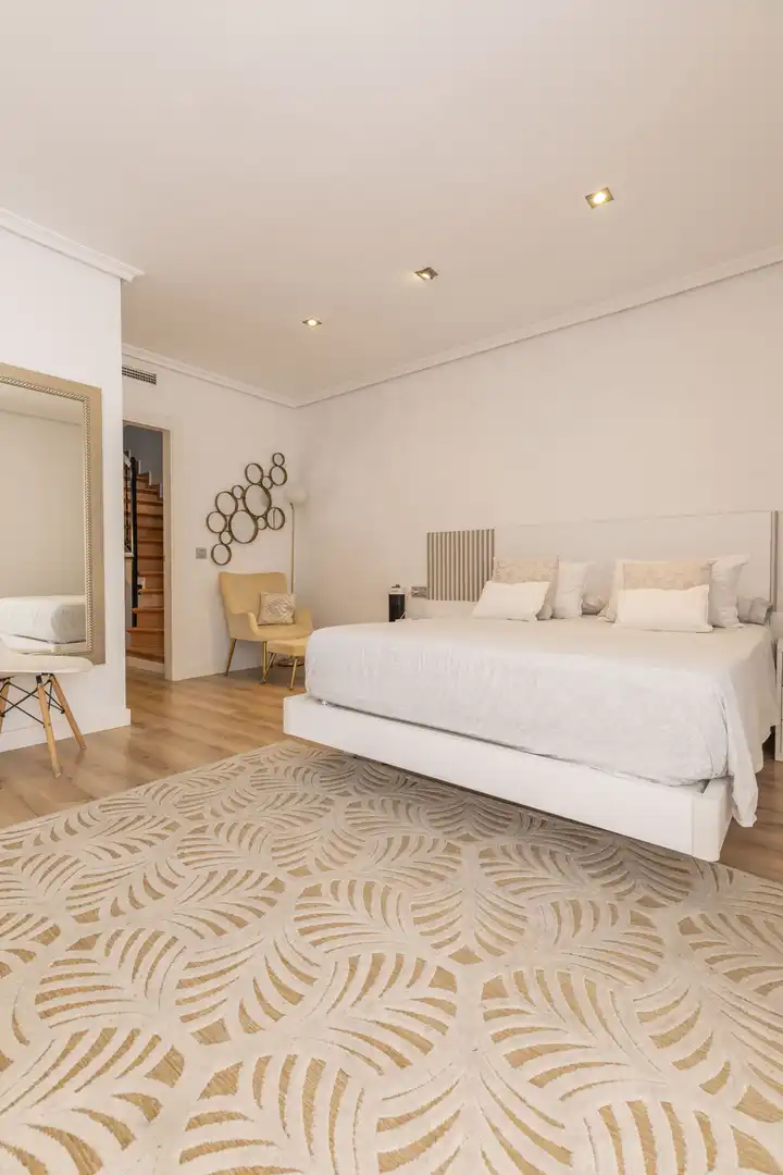 Bedroom of Houses for sale in Foios  with Air Conditioner, Heating and Terrace