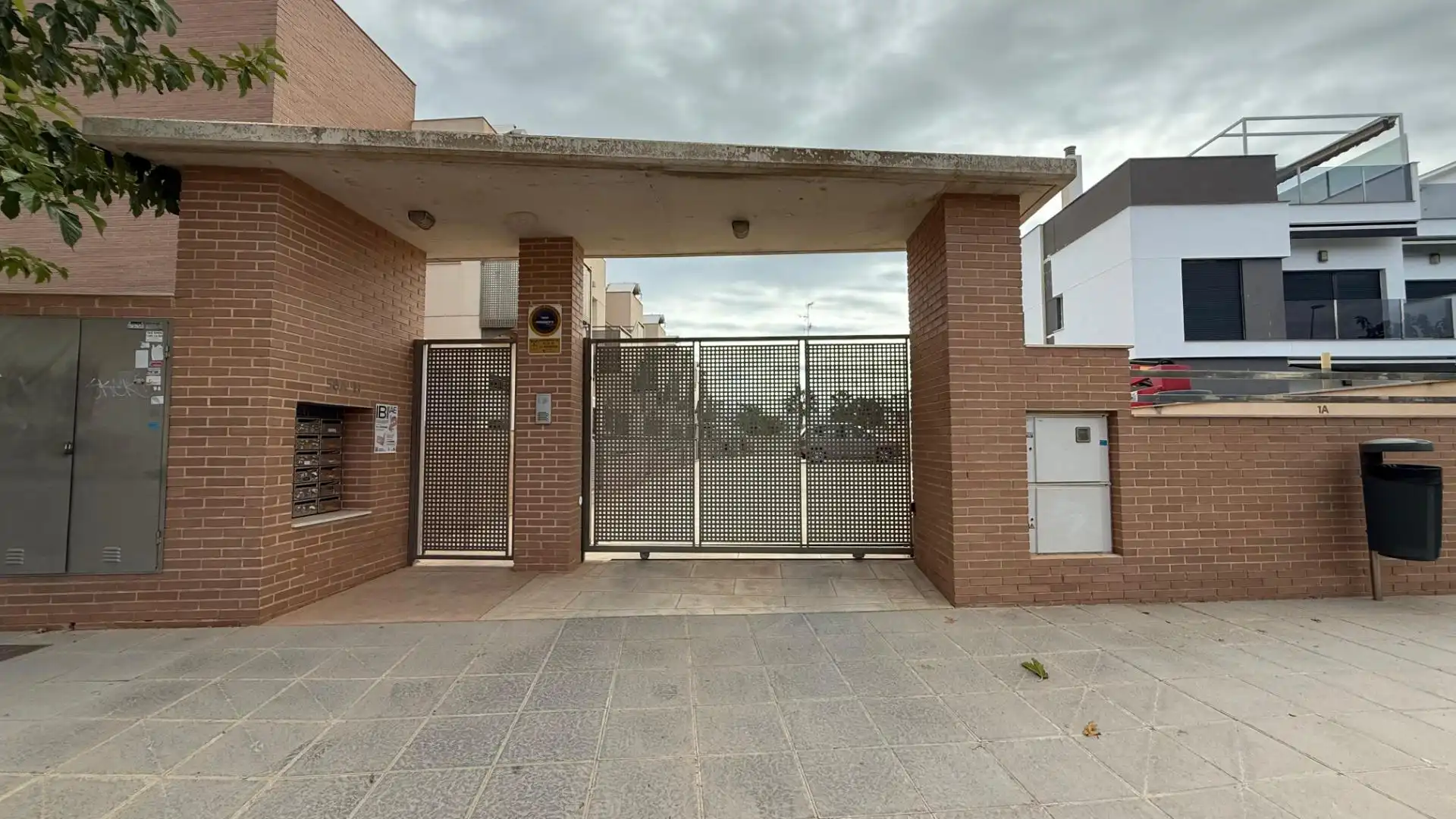Vista exterior de Àtic en venda en Pilar de la Horadada amb Aire condicionat, Terrassa i Moblat