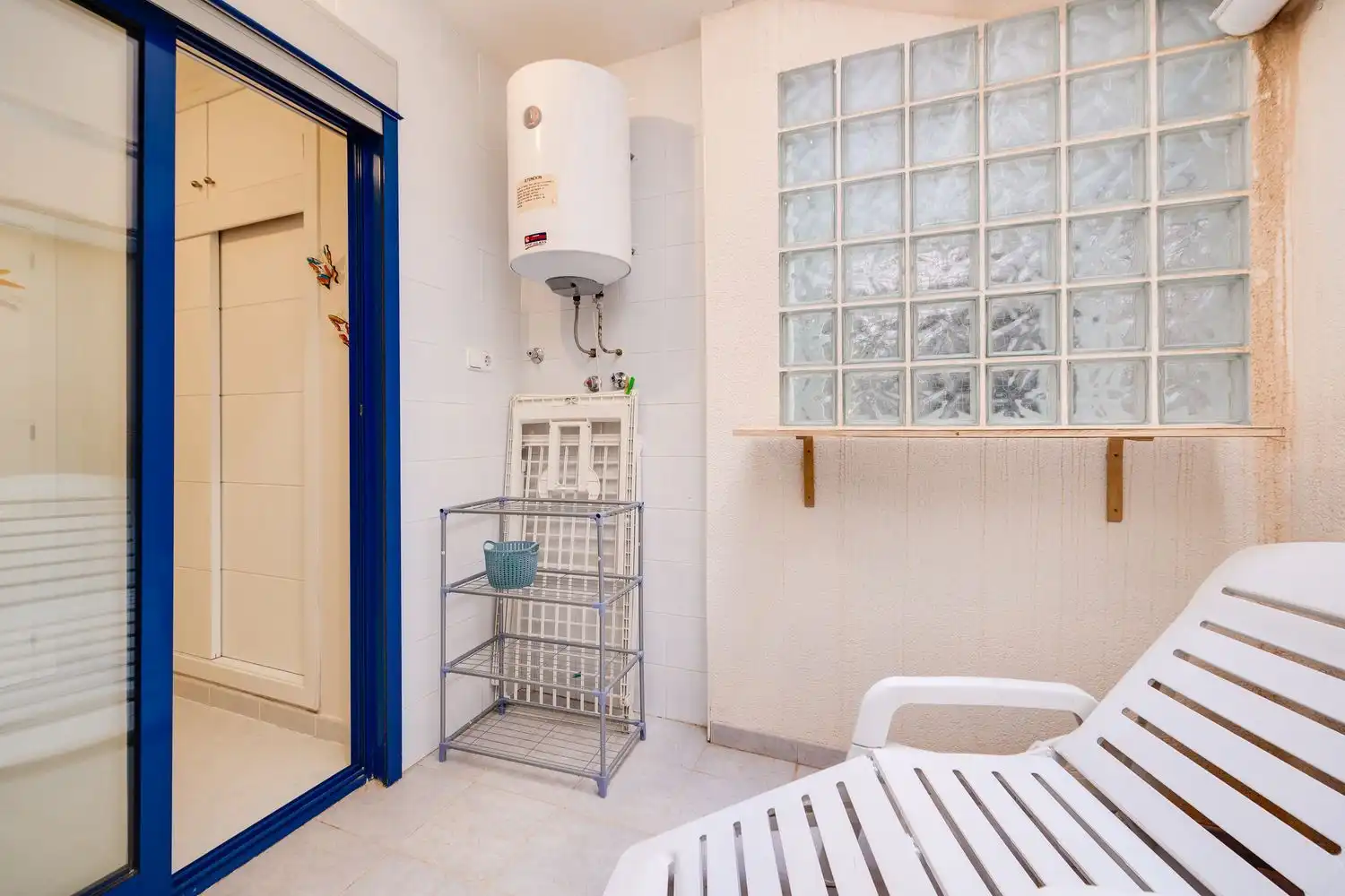 Baño de Piso en venta en Orihuela con Aire acondicionado, Calefacción y Amueblado