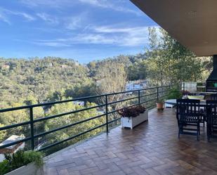 Terrassa de Casa o xalet en venda en Sant Cugat del Vallès amb Aire condicionat, Calefacció i Jardí privat