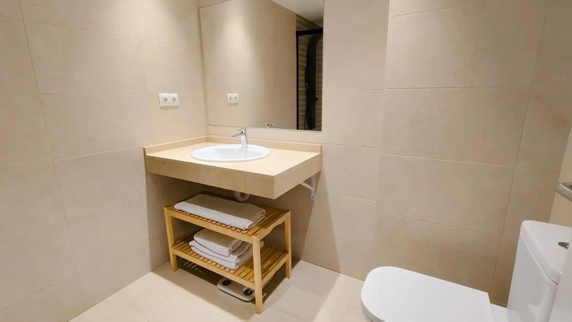 Baño de Casa adosada en venta en Quart con Calefacción, Jardín privado y Terraza