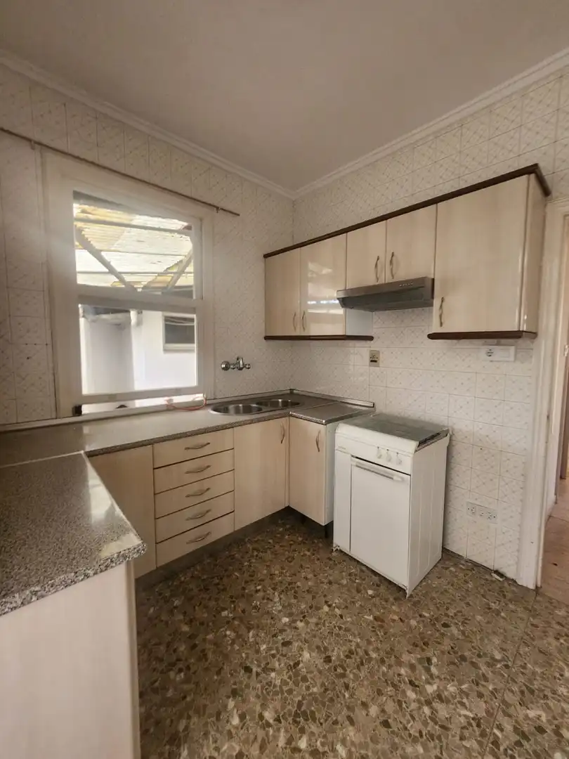 Cocina de Edificio en venta en Narón