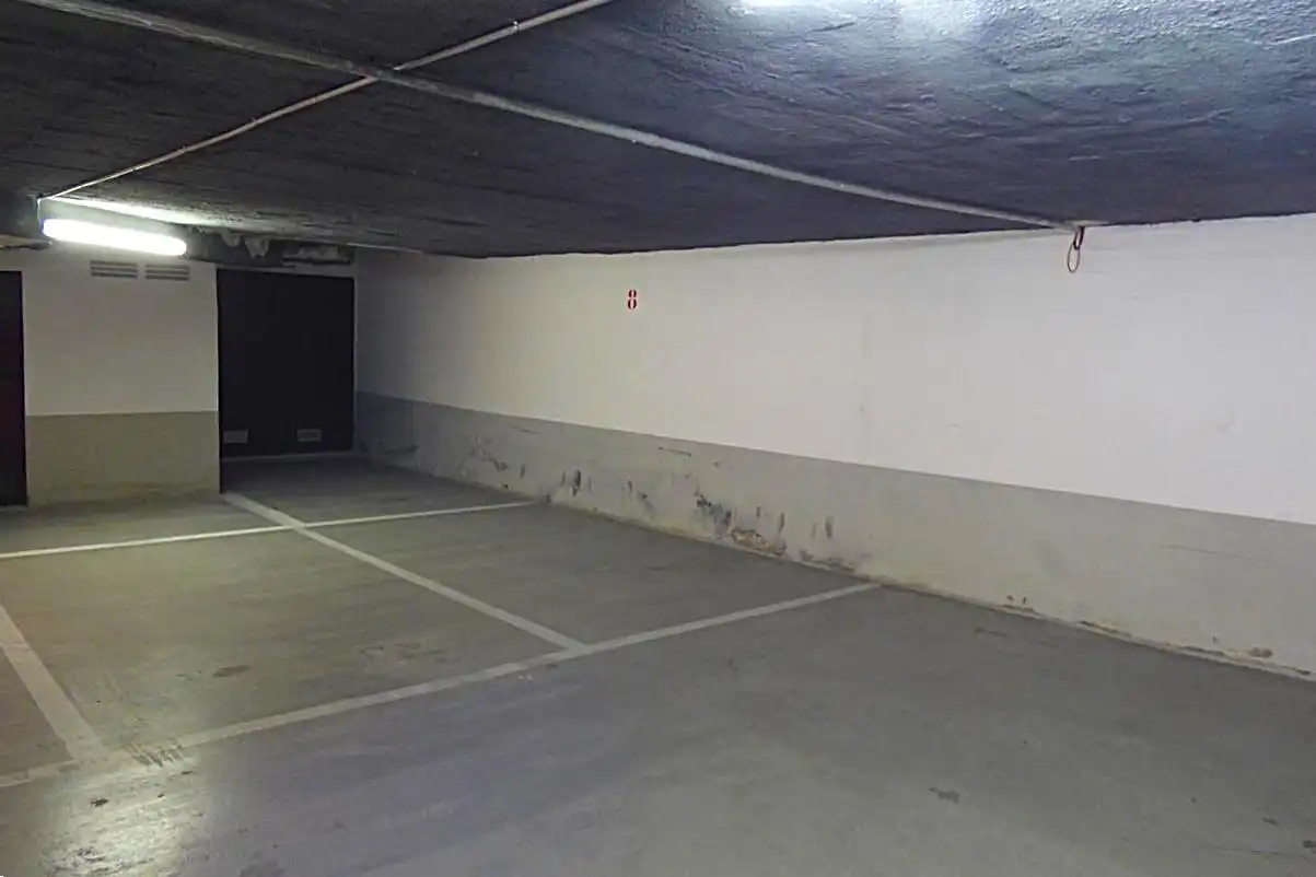 Garage for rent in Gerona, 24, Playa Levante