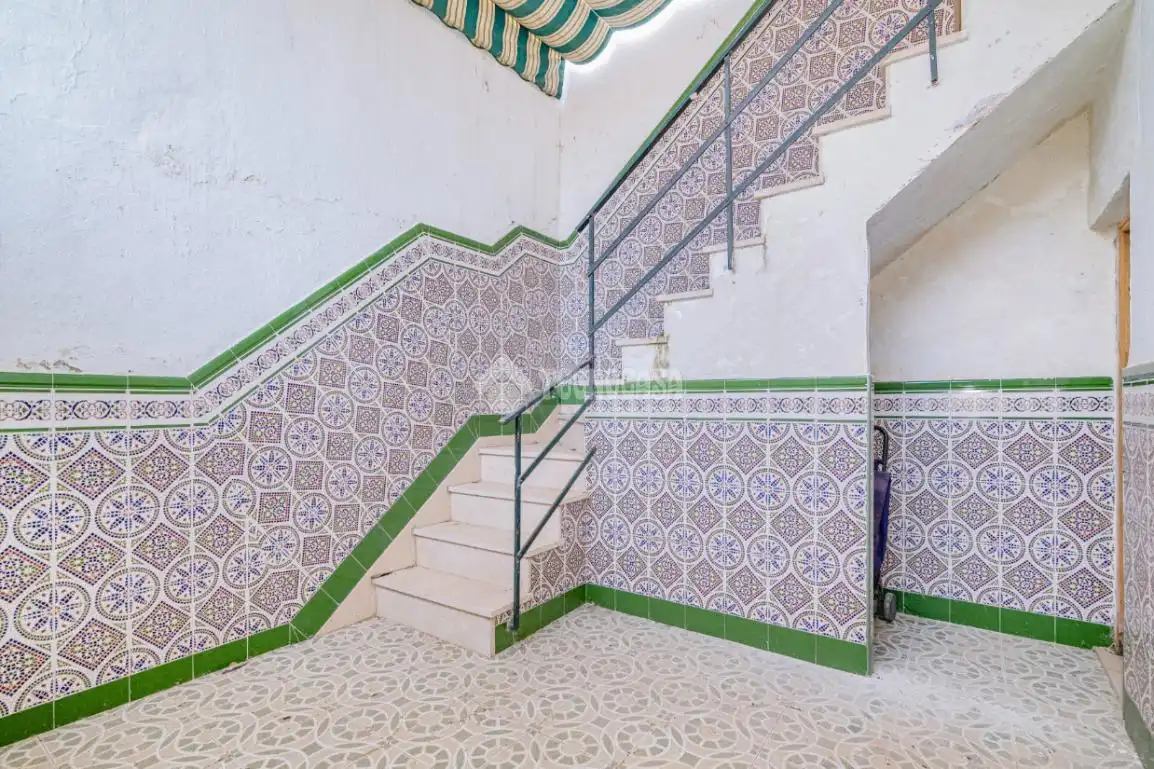 Casa adosada en venta en Lucena con Terraza