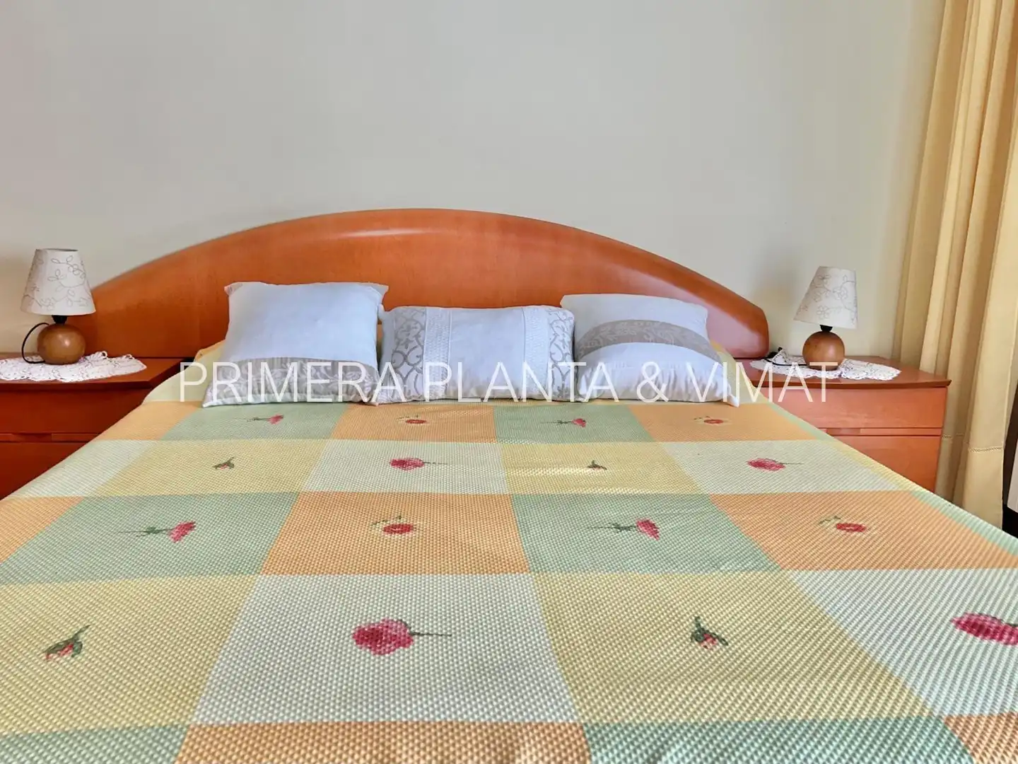 Schlafzimmer von Wohnung zum Verkauf in Mataró mit Heizung und Balkon