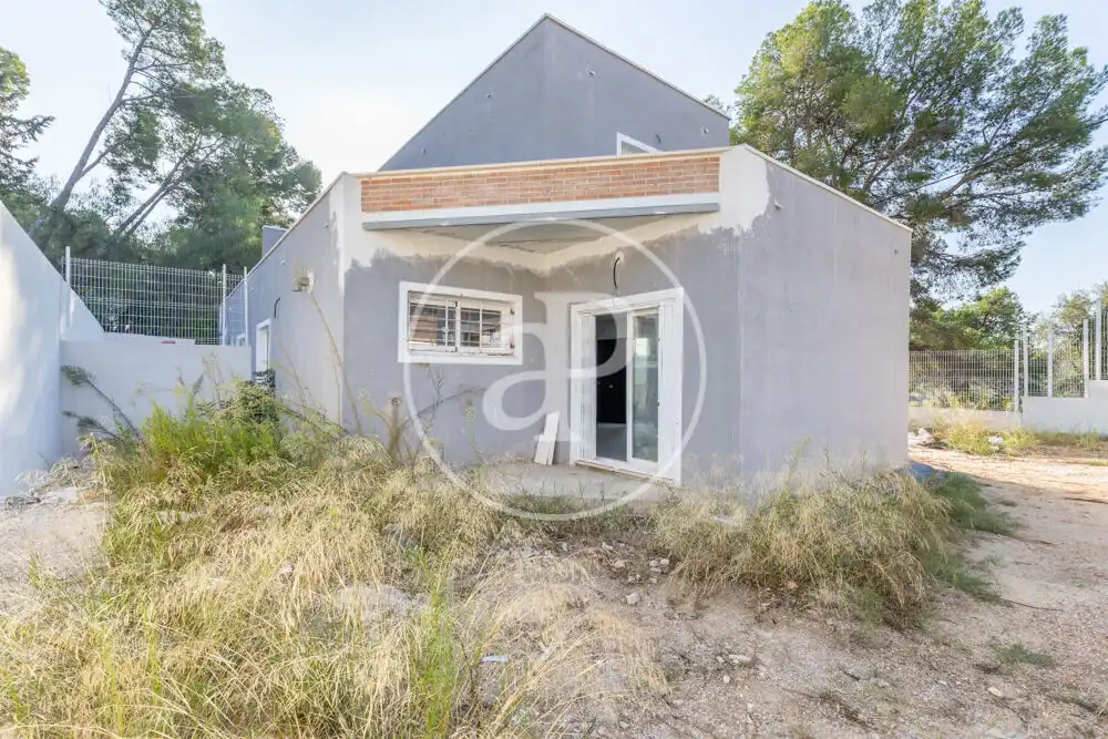 Casa aparellada amb terrassa en venda a Godelleta, imagen 39