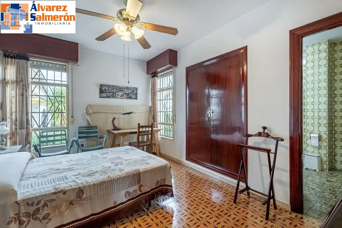 Casa con terrazza in vendita a Avenida HUETOR VEGA, imagen 14