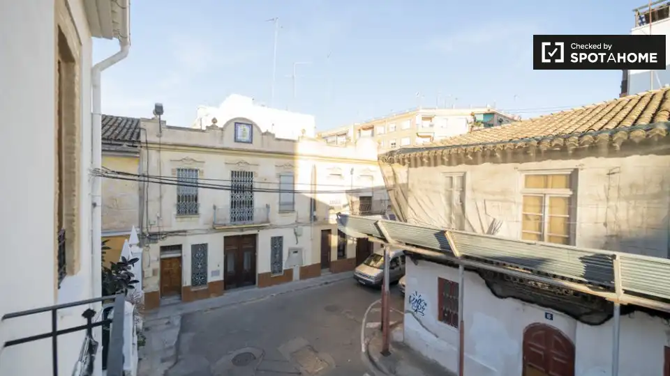 Vista exterior de Pis de lloguer en Valencia amb Aire condicionat, Calefacció i Moblat