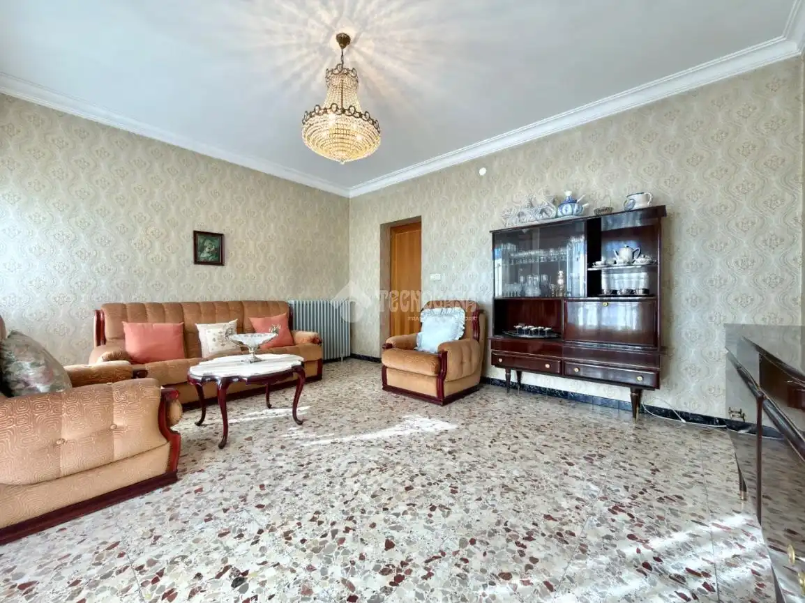 Sala d'estar de Casa adosada en venda en Alcalá de Henares amb Calefacció