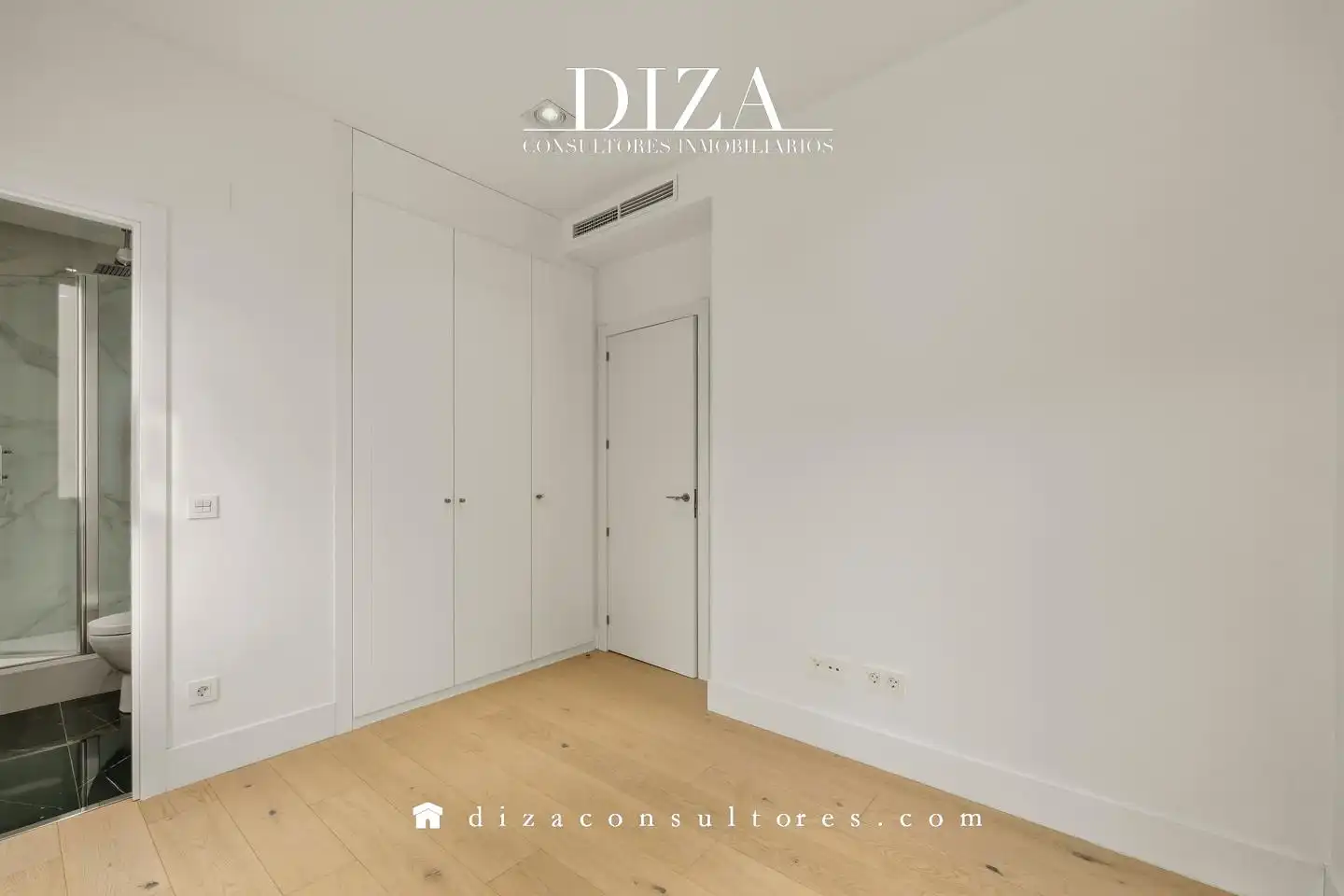 Schlafzimmer von Dachboden zur Miete in Retiro
