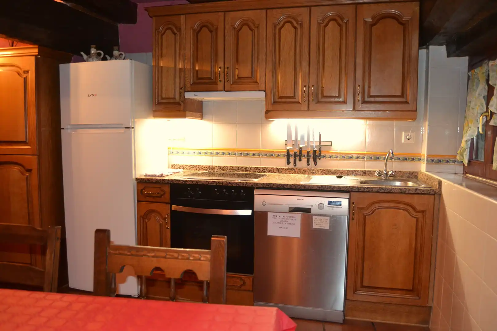 Cocina de Casa o chalet en venta en Borau con Calefacción, Parquet y Trastero