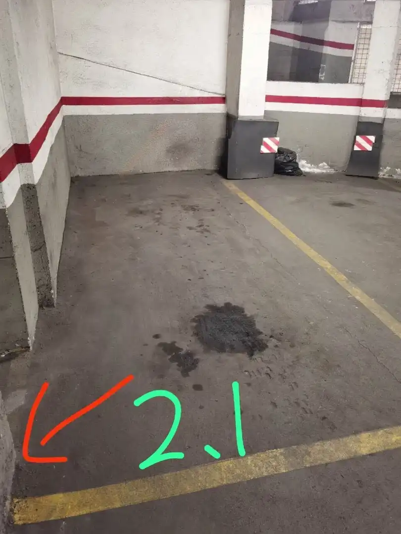 Einzelparkplatz zum Verkauf in Carrer de Calderón de la Barca 84