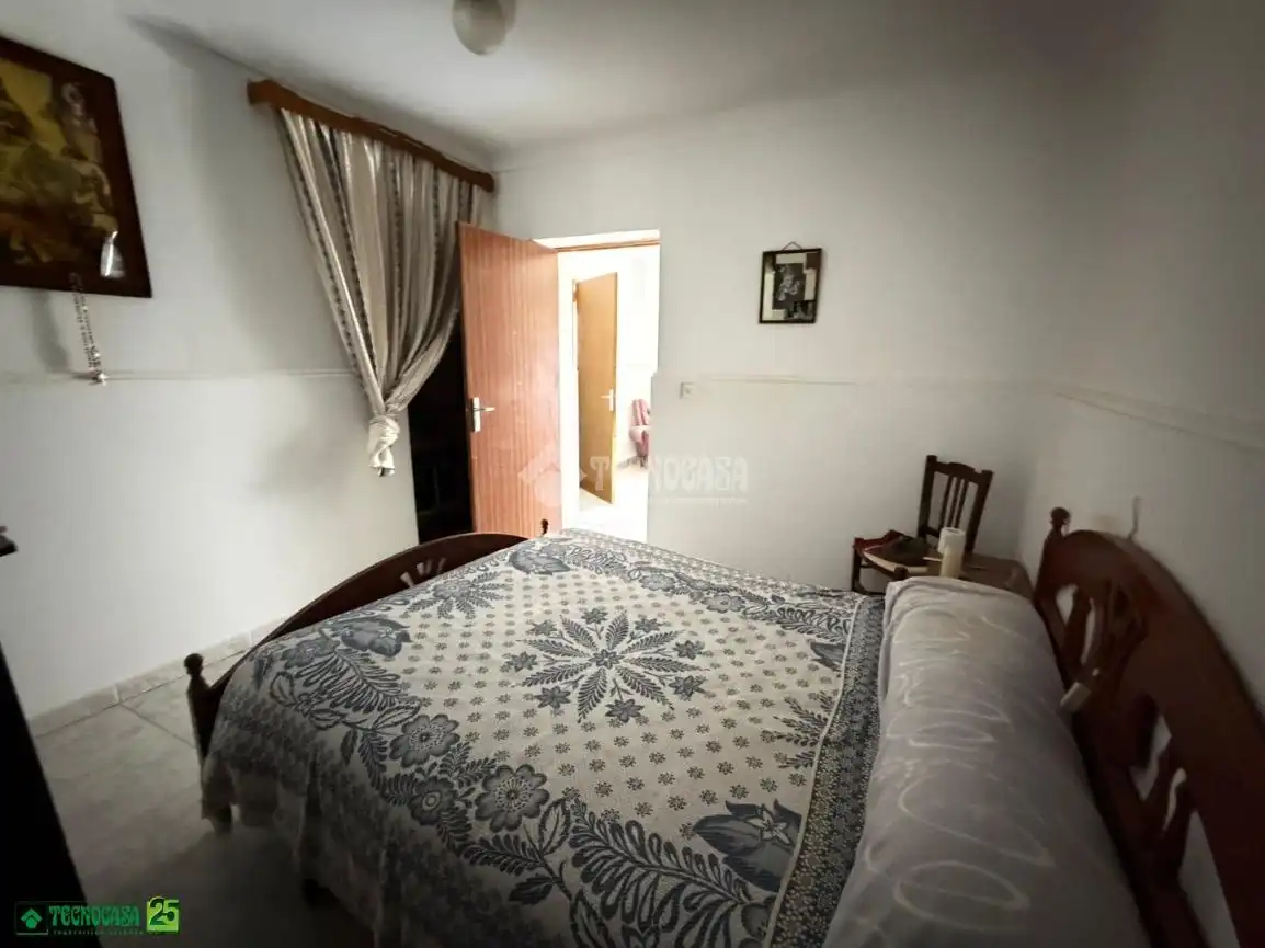 Casa aparellada en venda a Granátula de Calatrava, imagen 6