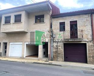 Exterior view of House or chalet for sale in Ourense Capital   with Heating, Private garden and Parquet flooring