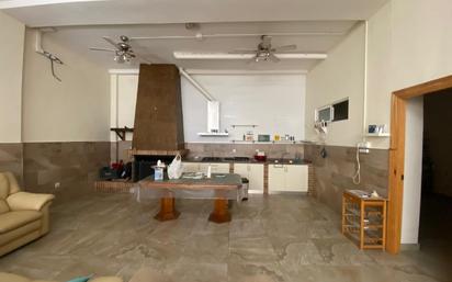 Cuina de Casa o xalet en venda en Roquetas de Mar amb Aire condicionat, Calefacció i Terrassa