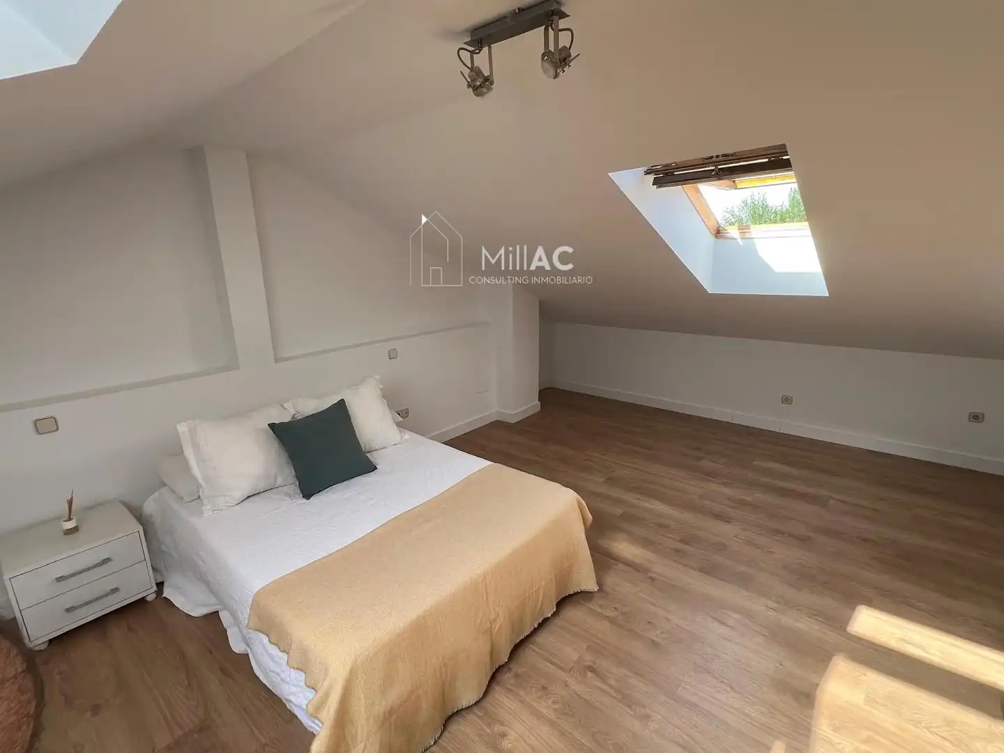 Schlafzimmer von Maisonette zur Miete in Alcalá de Henares mit Klimaanlage, Heizung und Möbliert