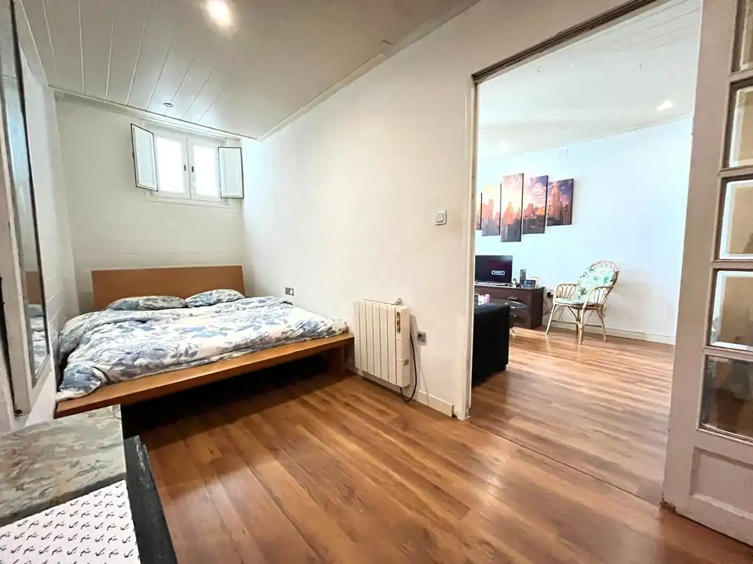 Habitación de Piso en venta en  Pamplona / Iruña con Calefacción y Balcón