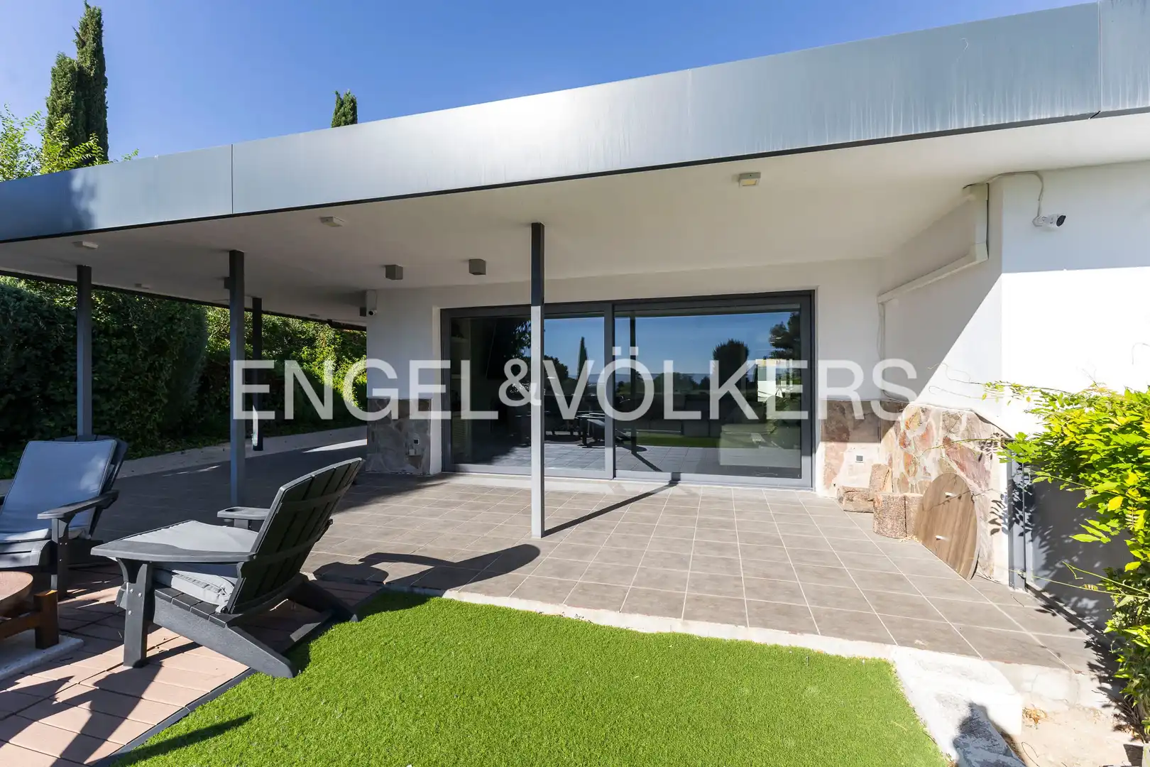 Terraza de Casa o chalet en venta en Paracuellos de Jarama con Aire acondicionado, Calefacción y Jardín privado