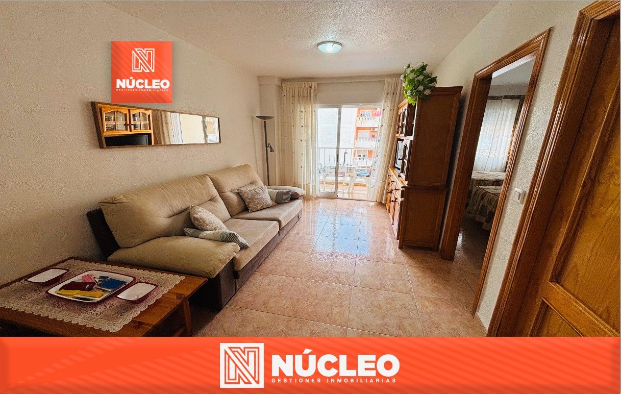 Living room of Flat for sale in Torrevieja  with Furnished, Washing machine and Microwave