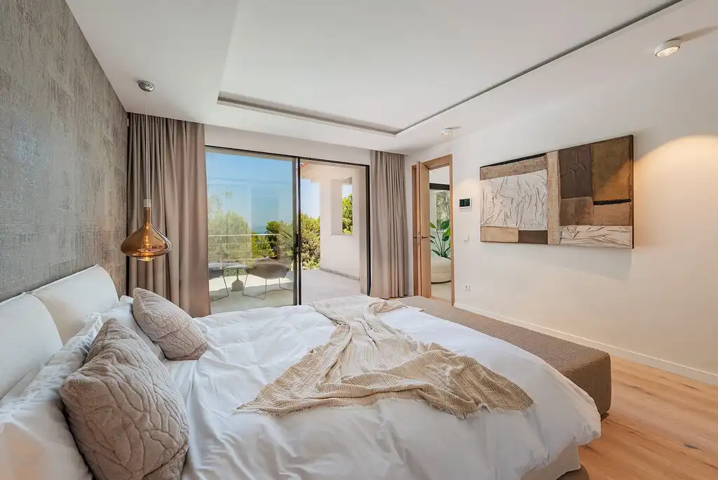 Bedroom of Houses for sale in Calvià  with Air Conditioner, Heating and Private garden