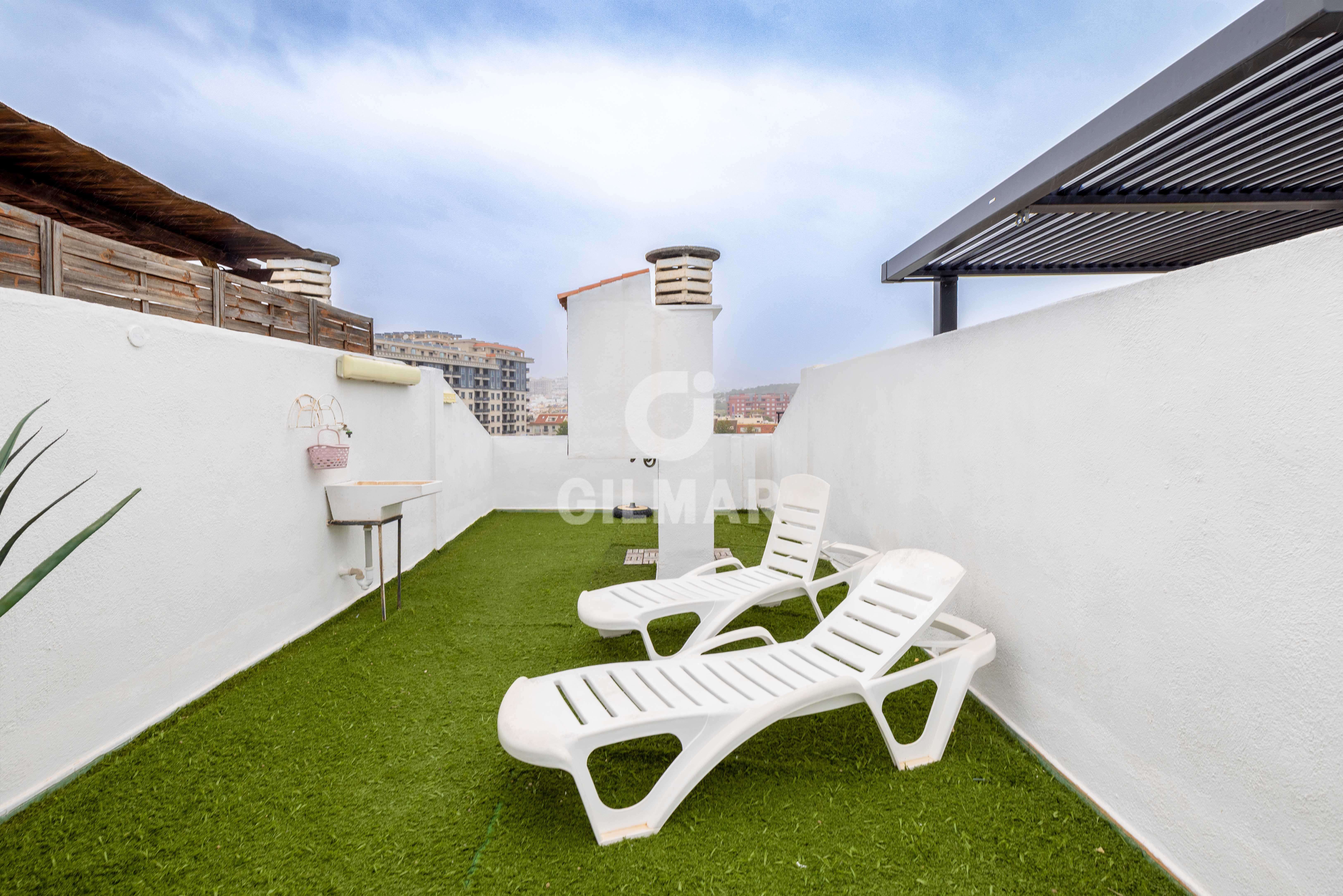 Terrace of Attic for sale in Fuengirola  with Heating, Swimming Pool and Furnished
