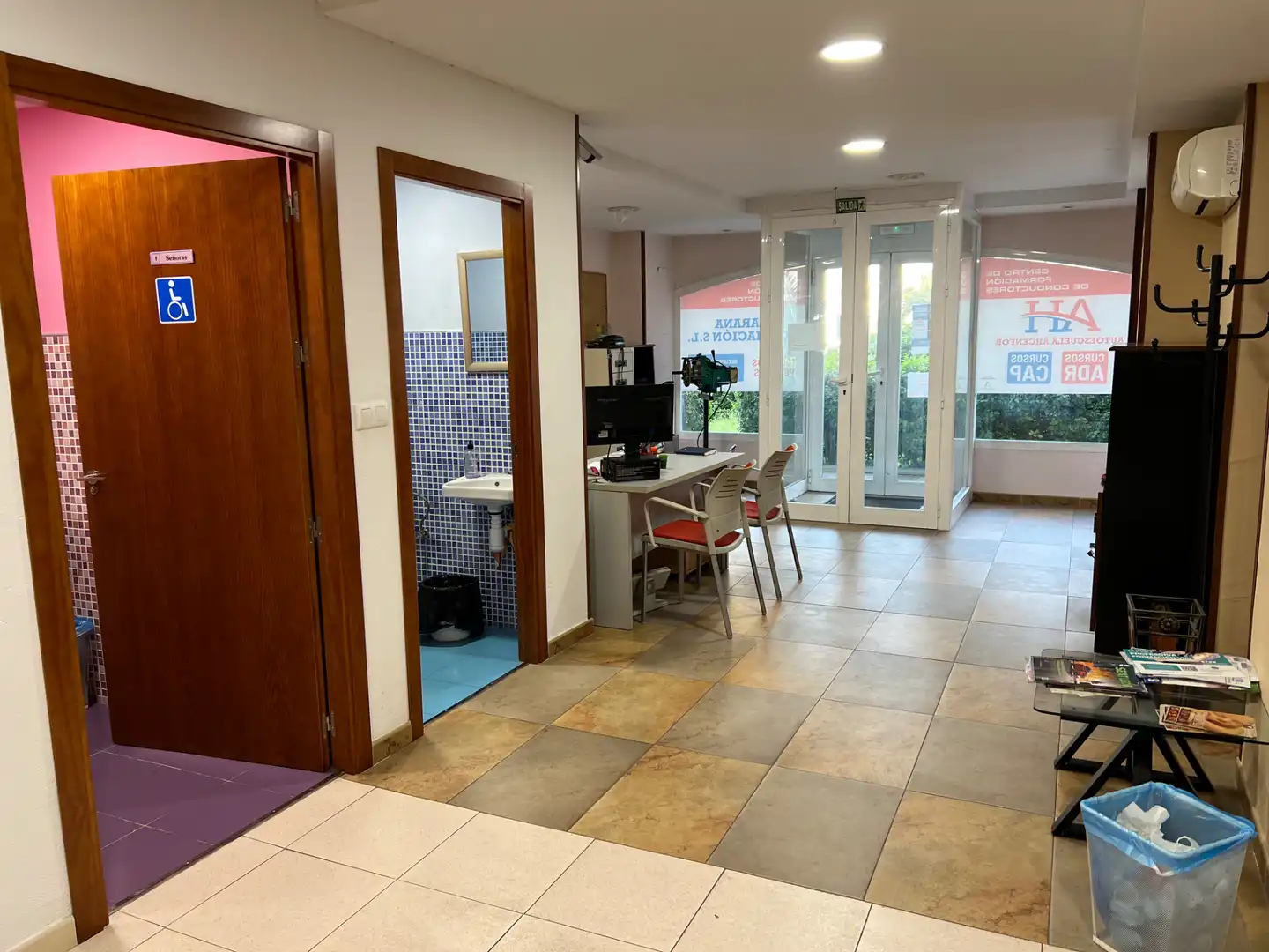 Business premises for sale in Glorieta Cuatro Caminos