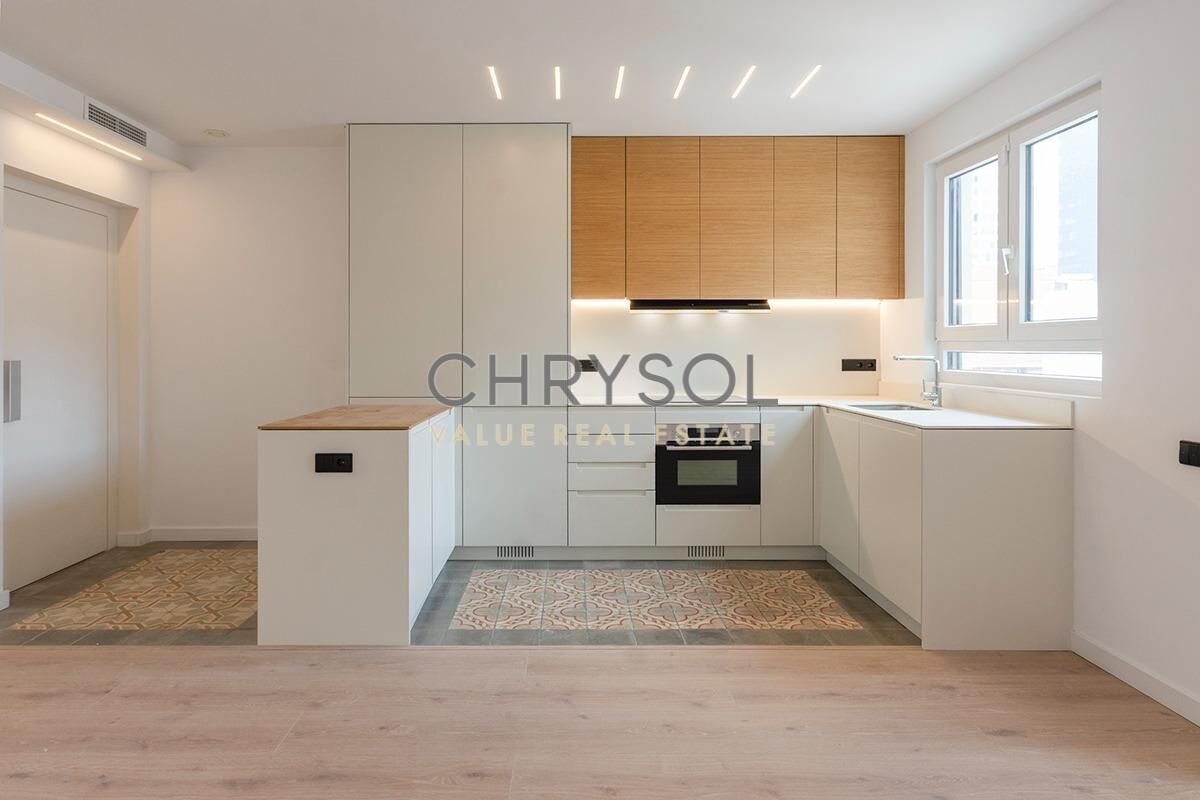 Kitchen of Flat for sale in  Barcelona Capital  with Air Conditioner, Heating and Parquet flooring