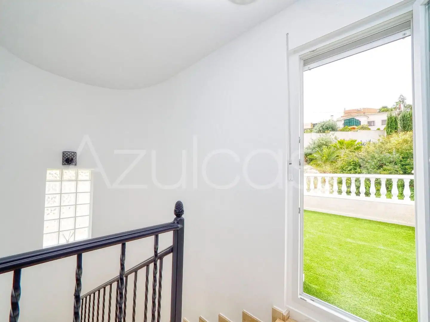 Detached homes for sale in El Campello  with Air Conditioner, Terrace and Alarm